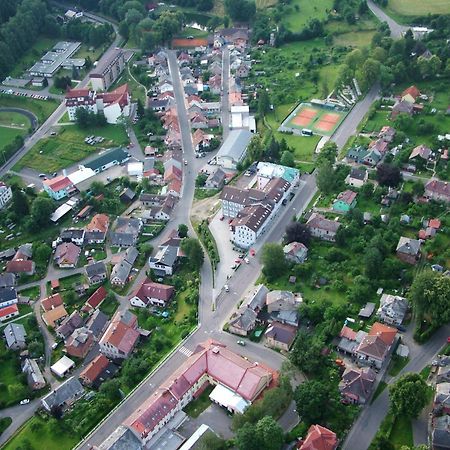 Hotel Filipinum Jablonne nad Orlici ภายนอก รูปภาพ