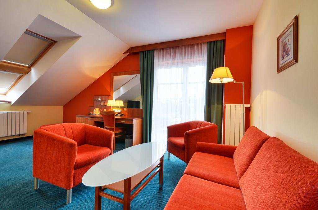 Hotel Filipinum Jablonne nad Orlici ห้อง รูปภาพ