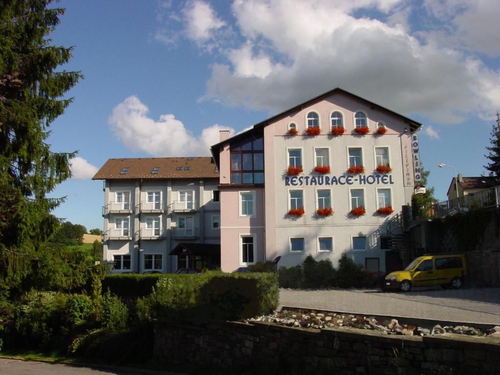 Hotel Filipinum Jablonne nad Orlici ภายนอก รูปภาพ